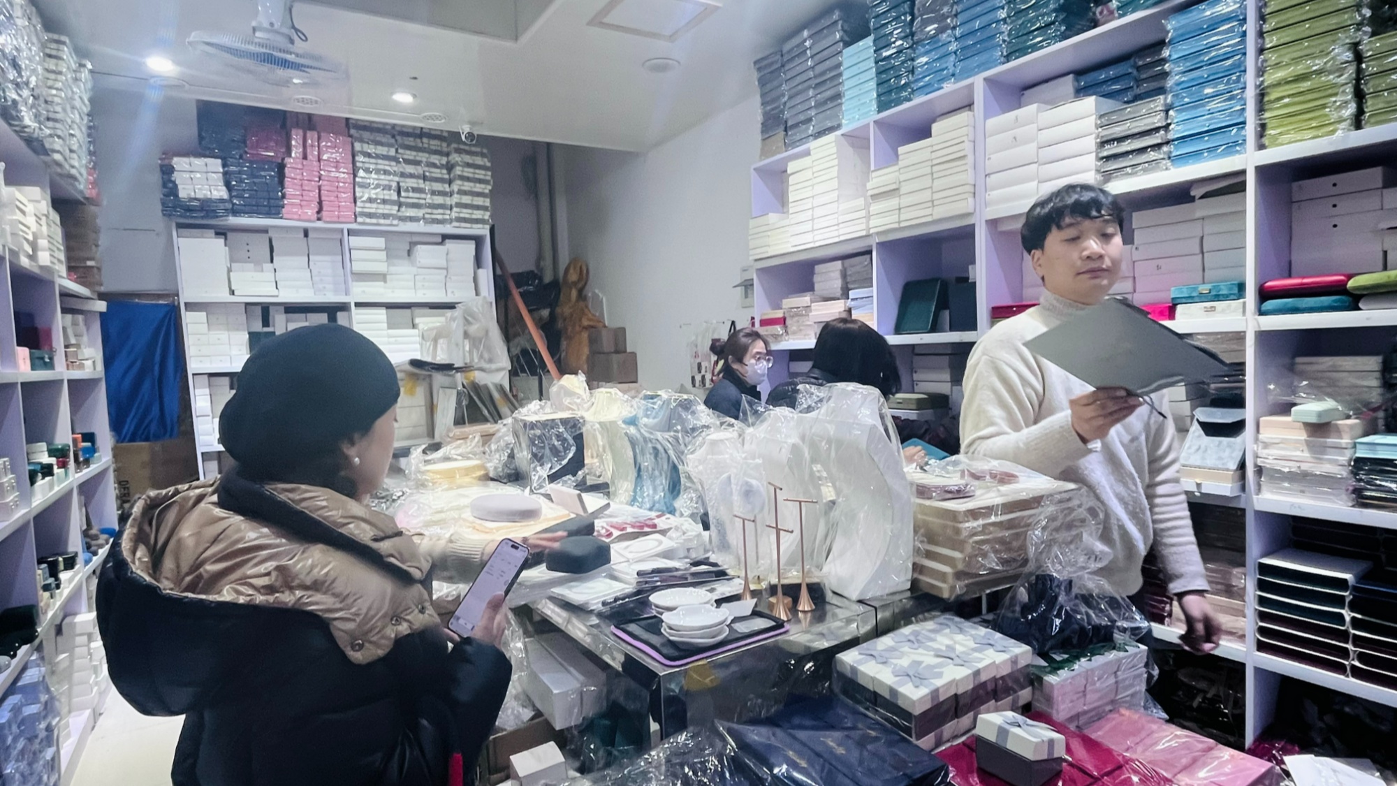 新春走基层 浙江诸暨：小珍珠“串”起百亿大产业(图5)