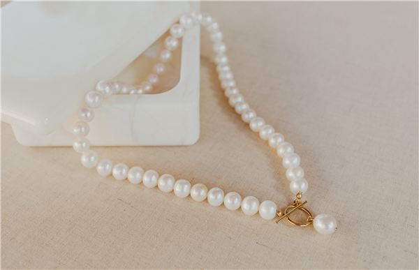 “珍珠女王”白如芳逝世：年仅55岁(图1)