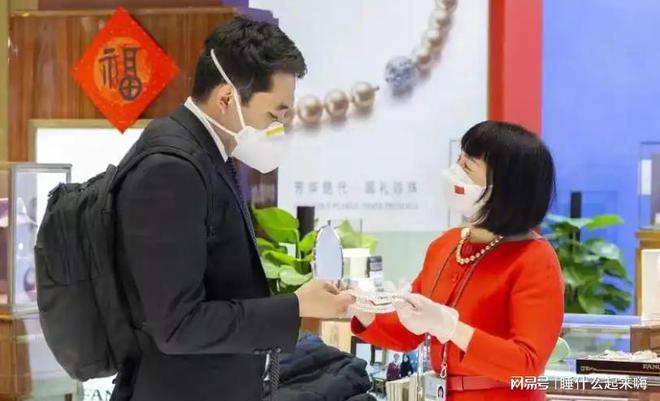 “珍珠女王”白如芳去世仅55岁25岁时为撒切尔夫人编项链成名(图10)