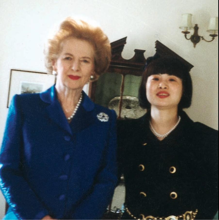 痛心！“珍珠女王”白如芳去世终年55岁！她17岁进京摆摊25岁给撒切尔夫人编项链成名曾教会IMF总裁“微信支付”(图3)