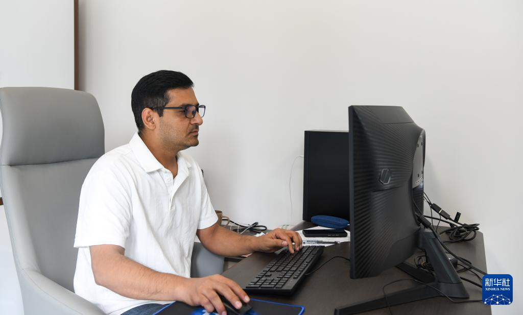 巴基斯坦专家瓦西姆·拉扎：我在海南研究香蕉“抗病密码”(图12)