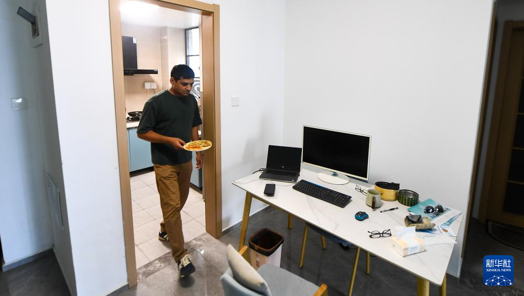 巴基斯坦专家瓦西姆·拉扎：我在海南研究香蕉“抗病密码”(图15)