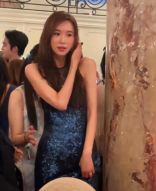 50岁林志玲红毯“失控”眼神凌厉、胸部勒到发白晚宴恐惧慌乱(图15)