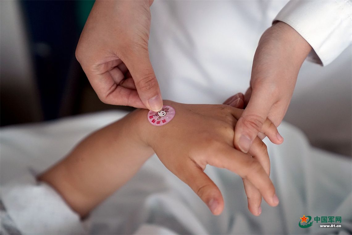 守护军娃：特别的爱给特别的你(图1)