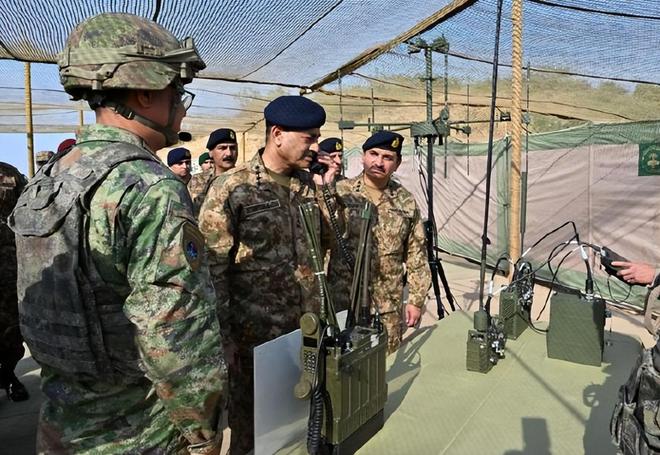 巴铁等来“强援”解放军强势进入敏感区域印阿不敢轻举妄动(图8)