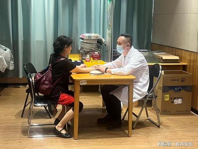 北京同仁堂“心脑健康•中国行”暖心启动为老人筑起秋季健康防线(图5)