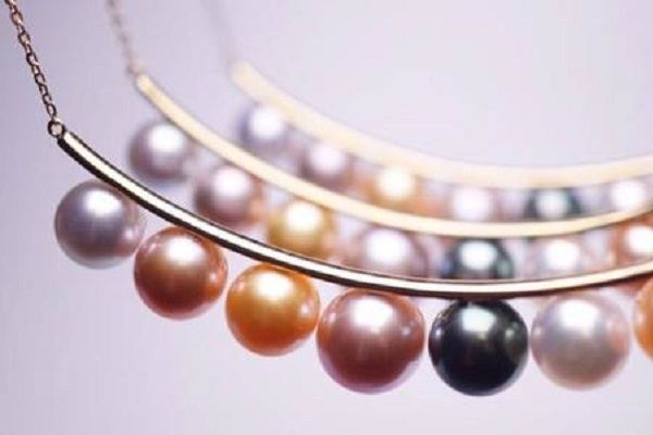 Shi家珍珠：奥地利进口的施落世奇水晶珍珠是一种高级的人造珍(图1)
