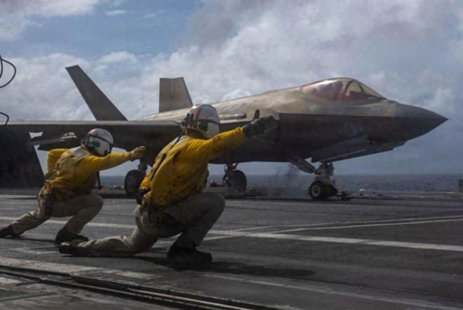 双航母抵达西太美军要出手了？三个信号告诉赖清德少做白日梦(图1)