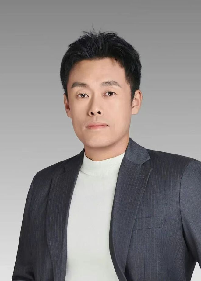 2025 ACM杰出会员出炉！北大邹磊、复旦姜育刚等13位华人获选(图8)