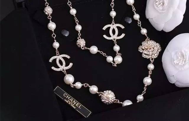 动辄上千的珍珠人工是如何制作的呢？(图1)