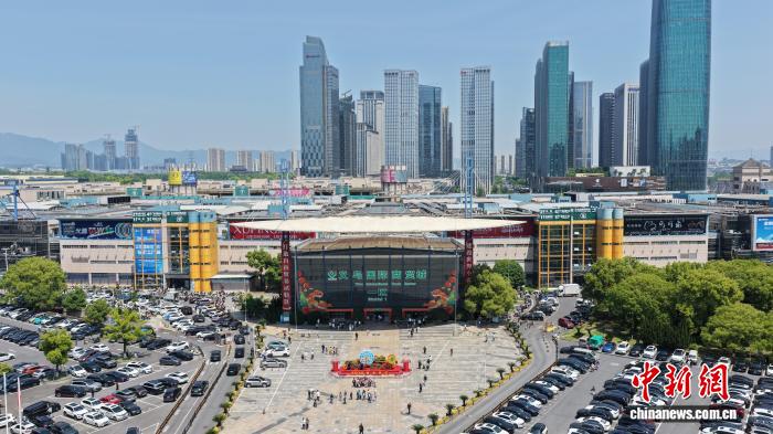 因地制宜义乌闯出大市场(图1)